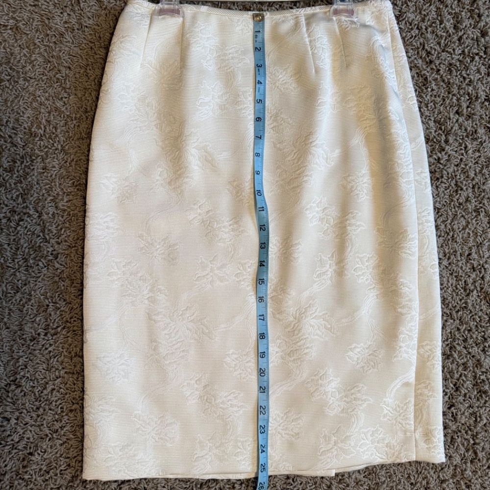 Kasper Brocade suit - Picture 8 of 10